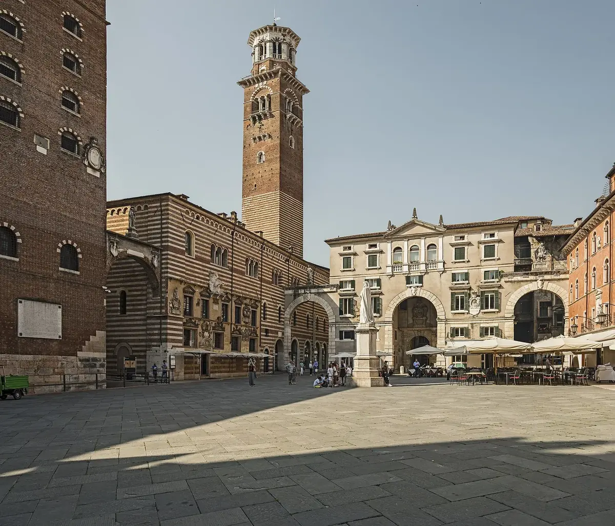 Piazza dei Signori con la Torre dei Lamberti